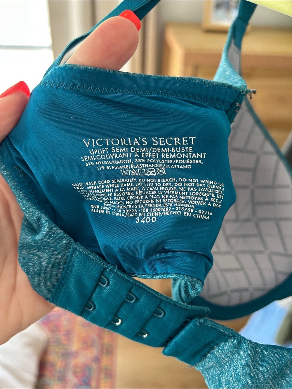 Victorias Secret Uplift Semi Demi Bra. Underwire/padded. Size 34DD. GUC. - Picture 3 of 4